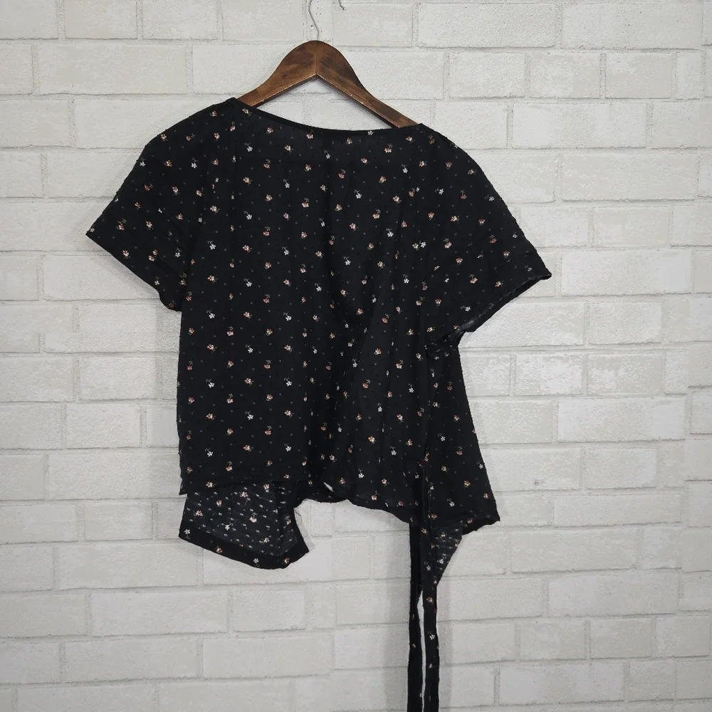 Madewell floral wrap around tie top - Picture 13 of 14